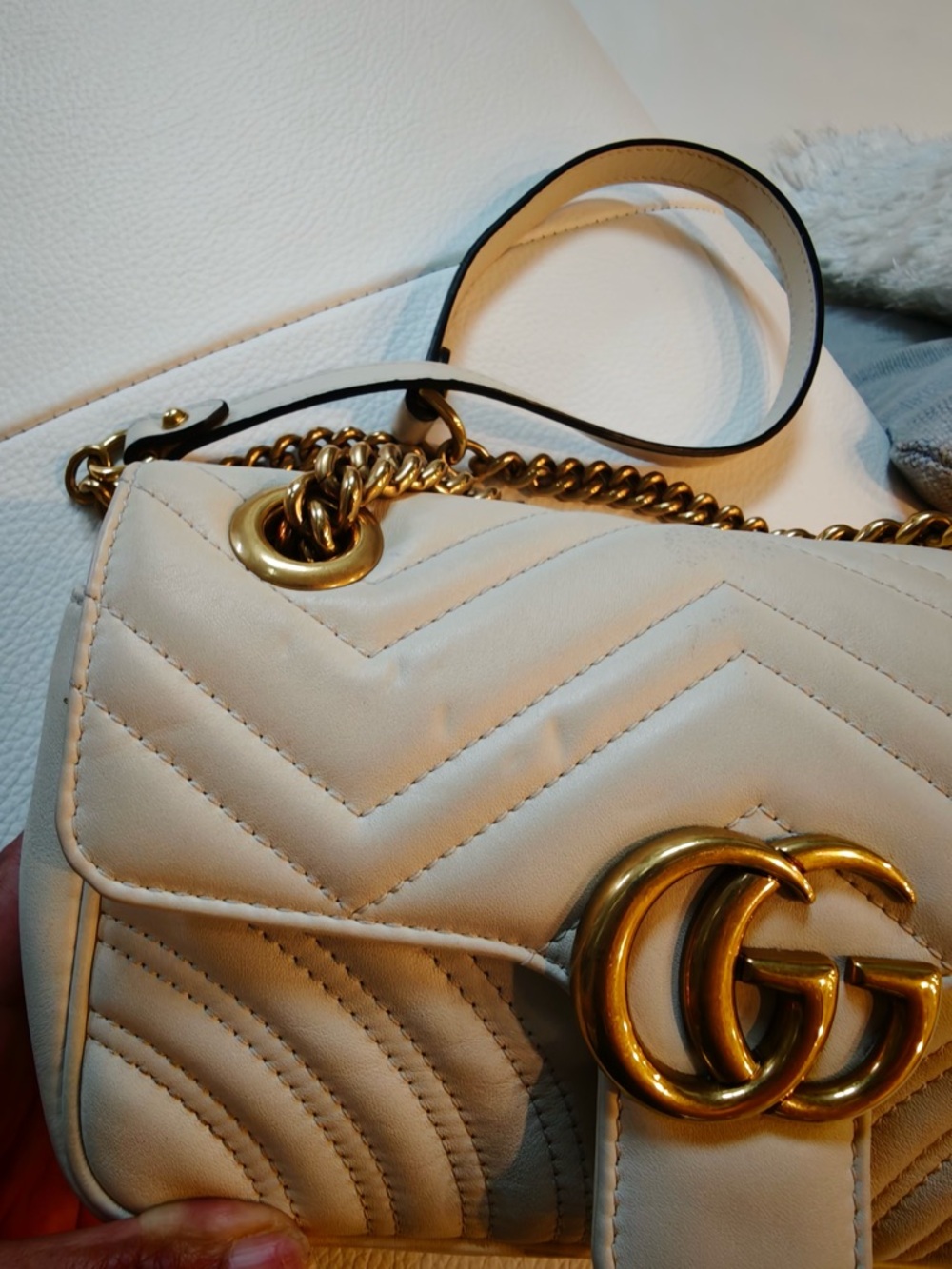 Gucci Cream GG Marmont Quilted Shoulder Bag with Gold Hardware - Picture 6 of 15